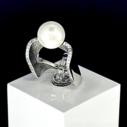 Колье из золота, корунд синт., Розовое золото