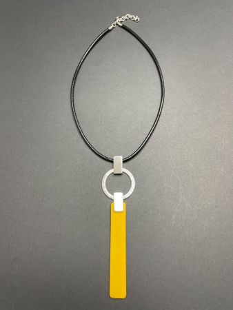 Колье из золота, корунд синт., Розовое золото
